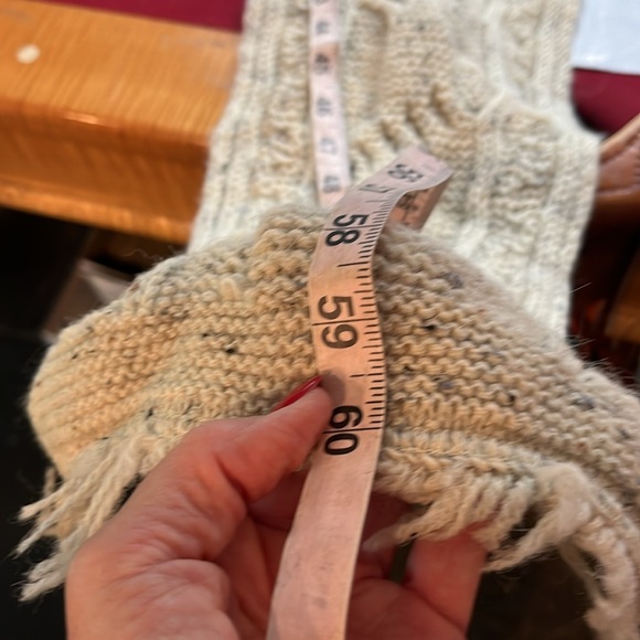 AranCrafts Ireland SCARF BEIGE CABLE KNIT WOOL Speckled Chunky FRINGE 60”long OS - Picture 6 of 9